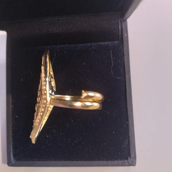 💎 #5  AMAZING DUBAI Gold Adjustable Size Shield Ring 😯 - Picture 3 of 9
